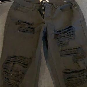 Black ripped skinny’s